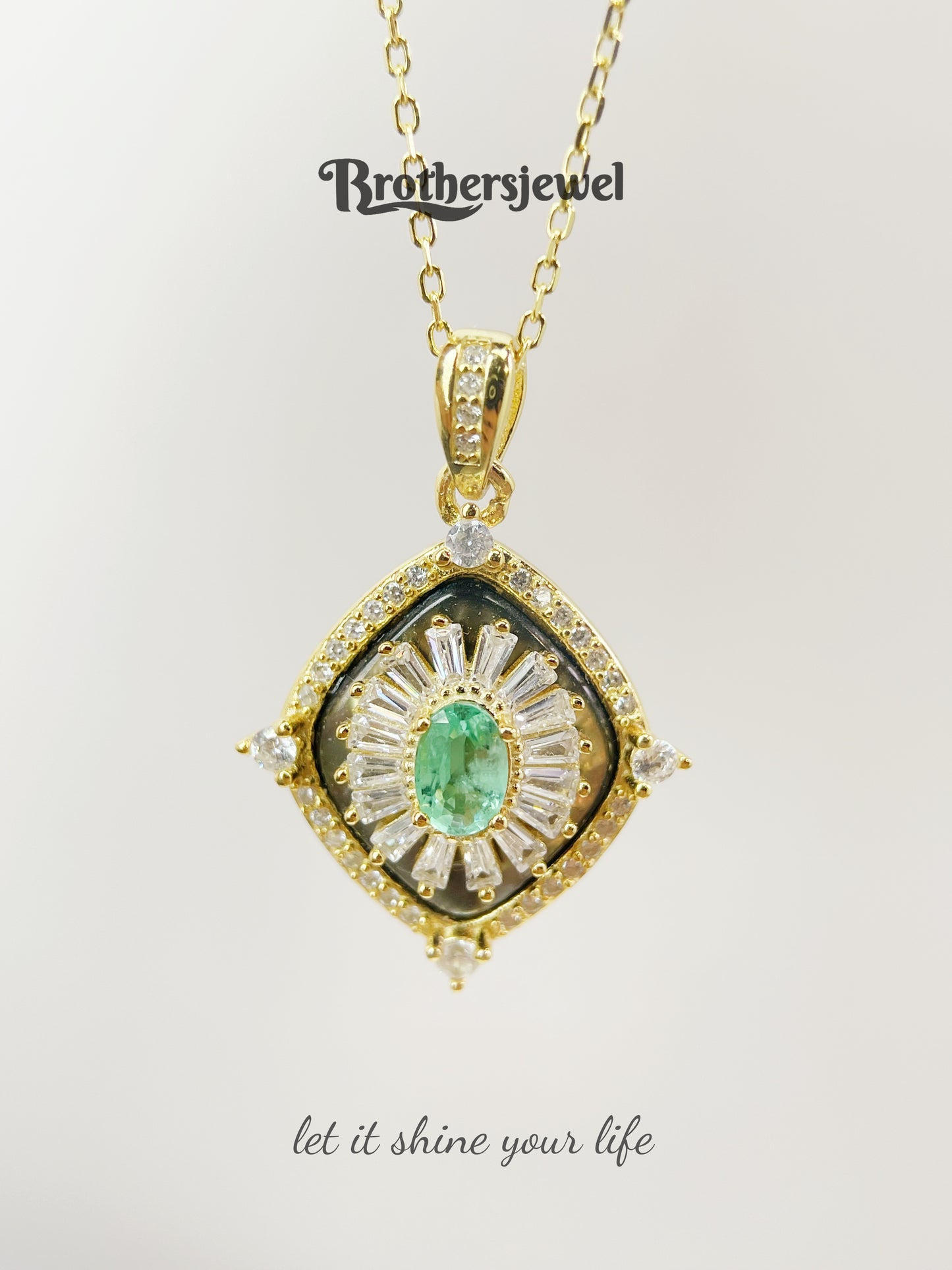 S925 Sterling Silver Natural Emerald Pendant L0109197