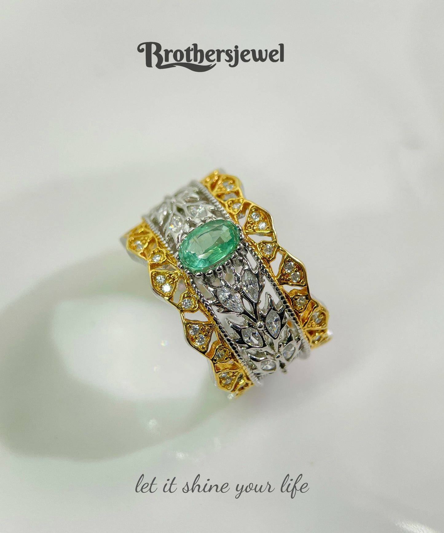 S925 Silver Natural Gorgeous Emerald Ring L0189192