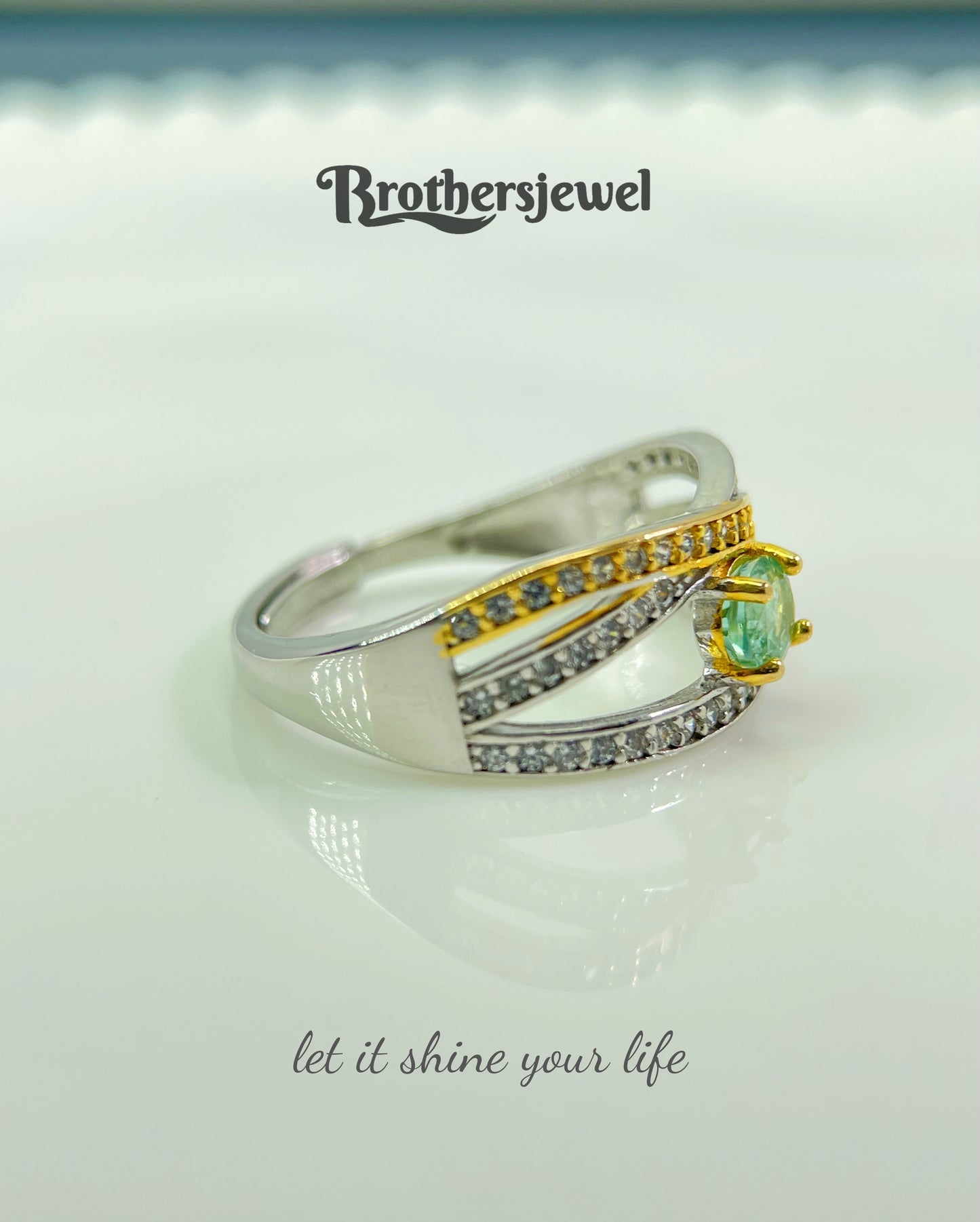 S925 Silver Natural Gorgeous Emerald Ring L0099190