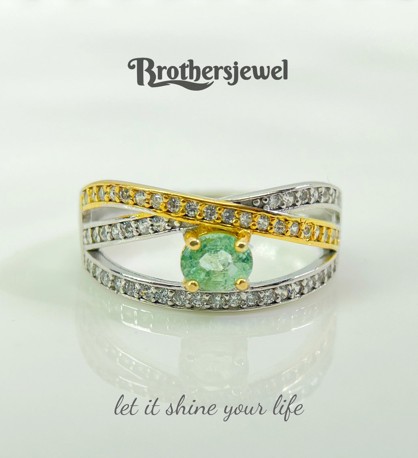 S925 Silver Natural Gorgeous Emerald Ring L0099190