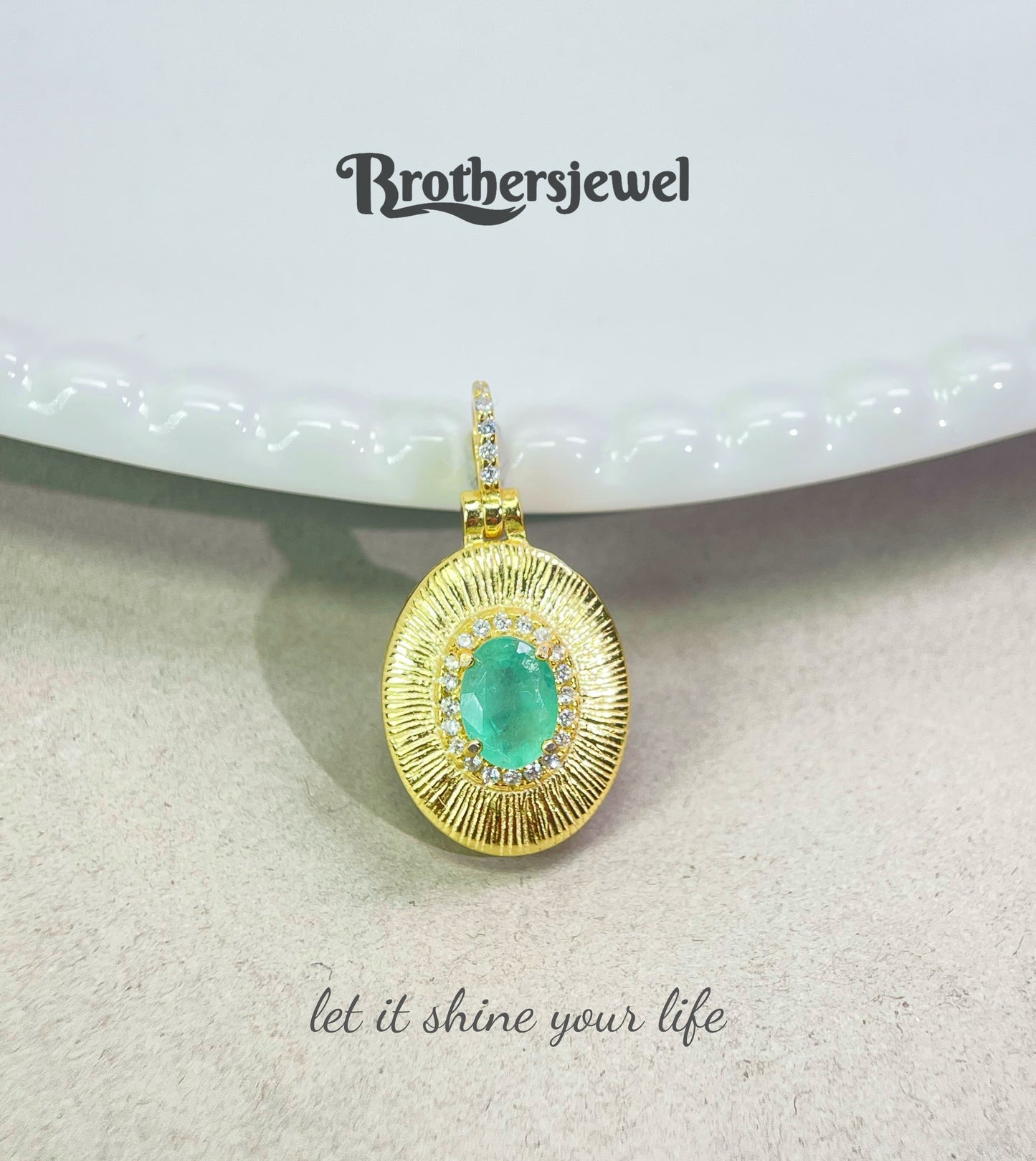 S925 Sterling Silver Natural Emerald Pendant L0159193
