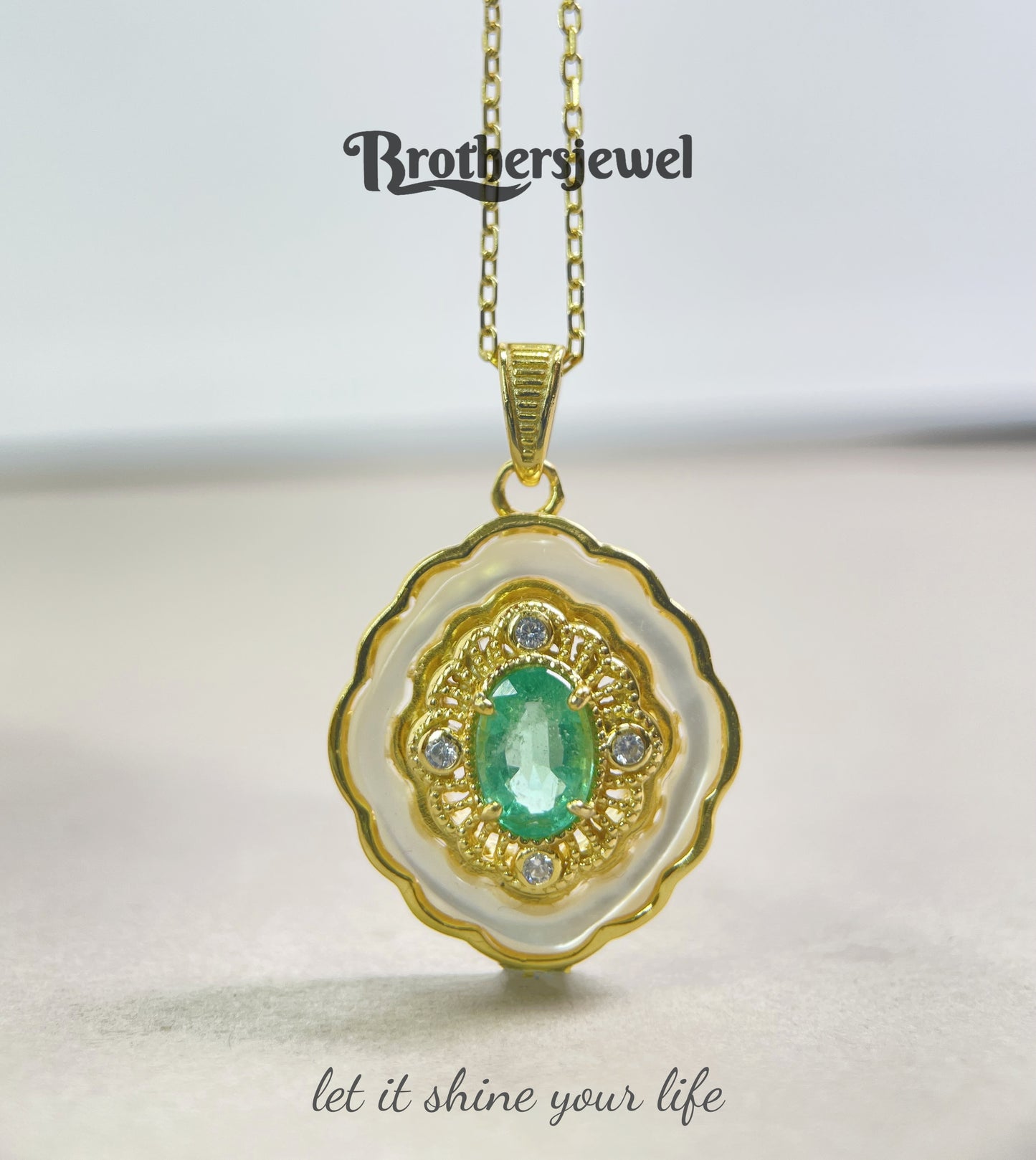 S925 Sterling Silver Natural Emerald Pendant L02118199