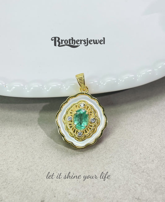 S925 Sterling Silver Natural Emerald Pendant L02118199