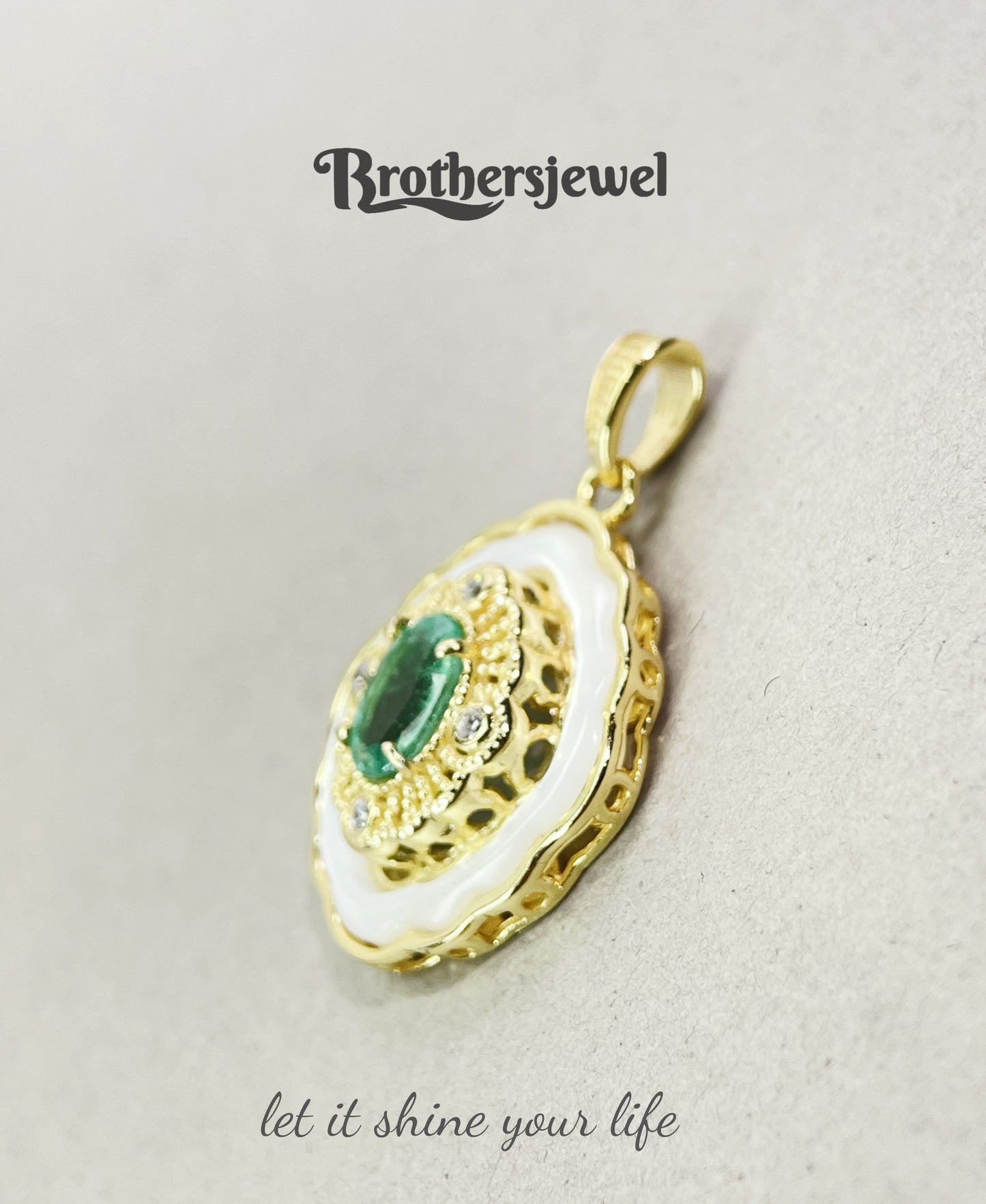 S925 Sterling Silver Natural Emerald Pendant L02118199